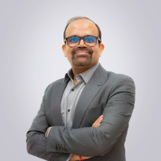 Dr أوميش نيهالاني